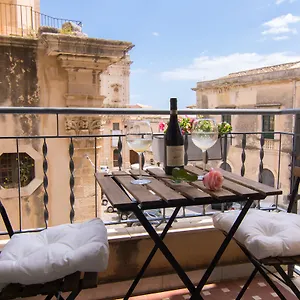 Bed and breakfast Maison Ortigia